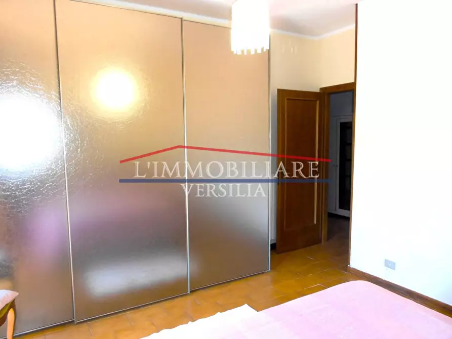 Immagine 17 di Casa bifamiliare in vendita  a Massa