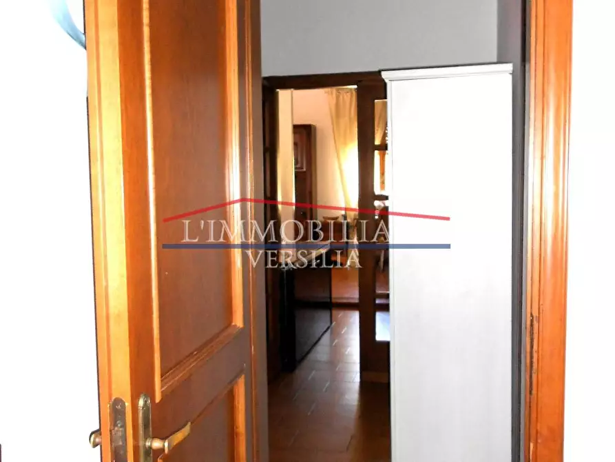 Immagine 42 di Casa bifamiliare in vendita  a Massa