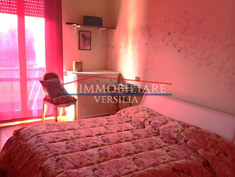 Immagine 25 di Casa bifamiliare in vendita  a Massa