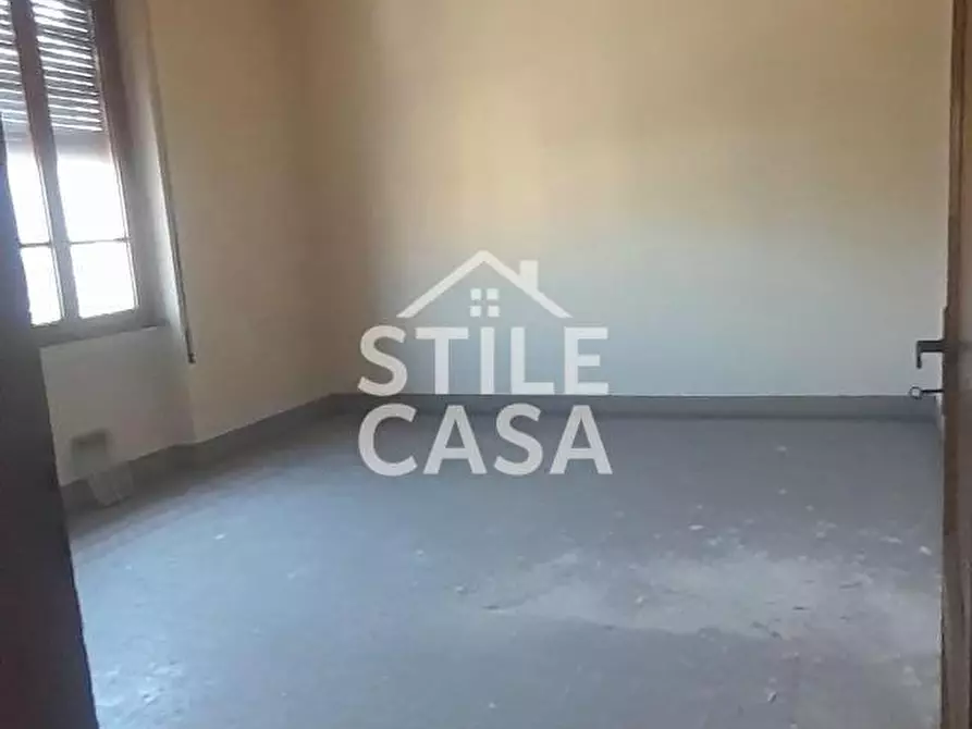 Immagine 8 di Ufficio in affitto  a Altopascio