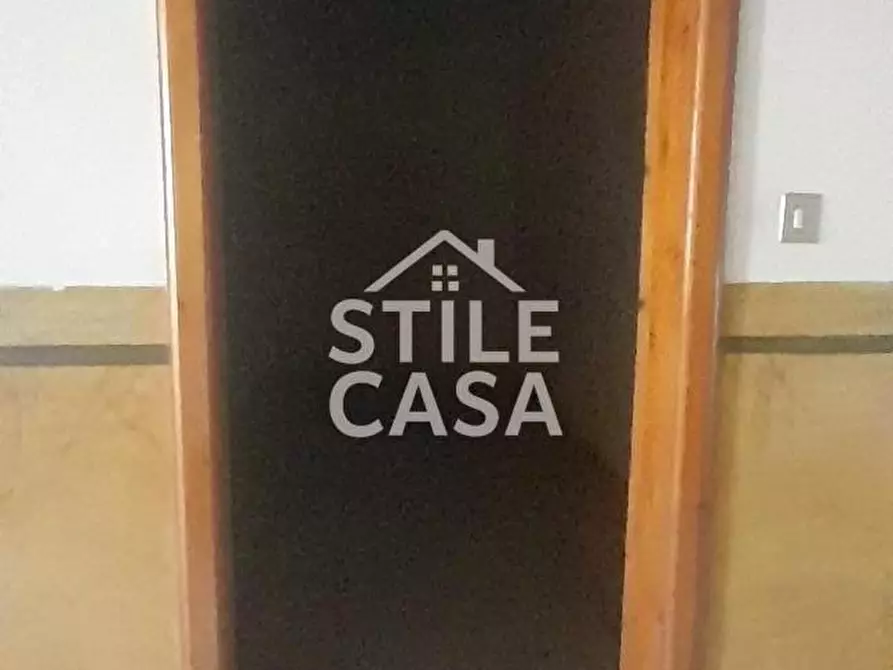 Immagine 6 di Ufficio in affitto  a Altopascio