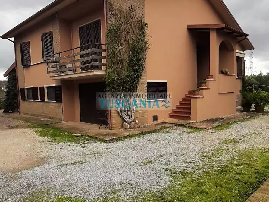 Immagine 21 di Villa in vendita  a Suvereto
