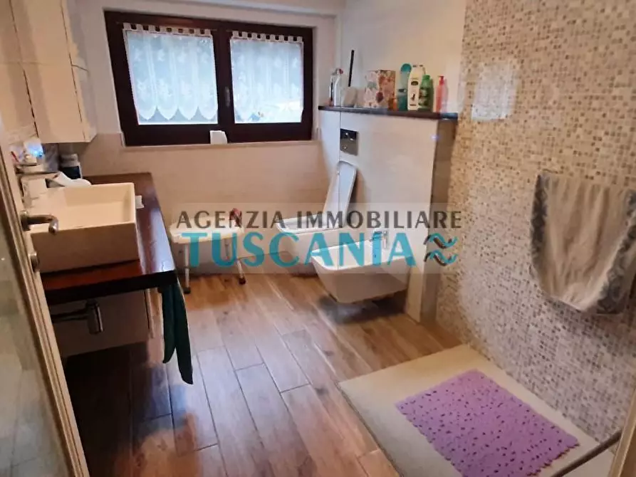 Immagine 19 di Villa in vendita  a Suvereto