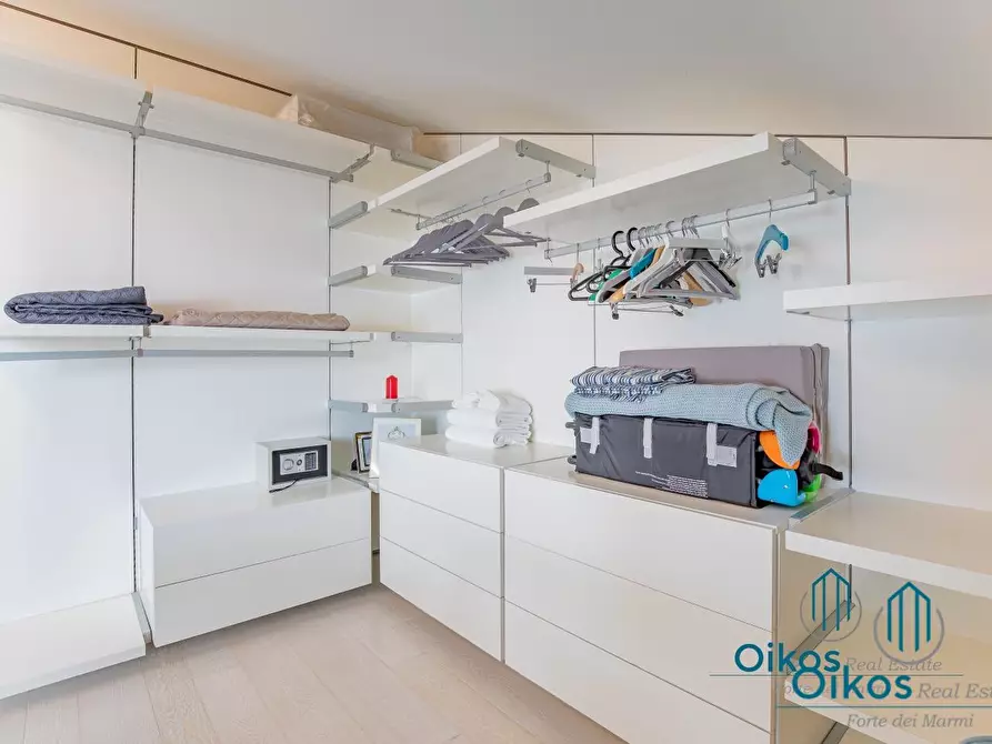 Immagine 46 di Villa in affitto  a Forte Dei Marmi