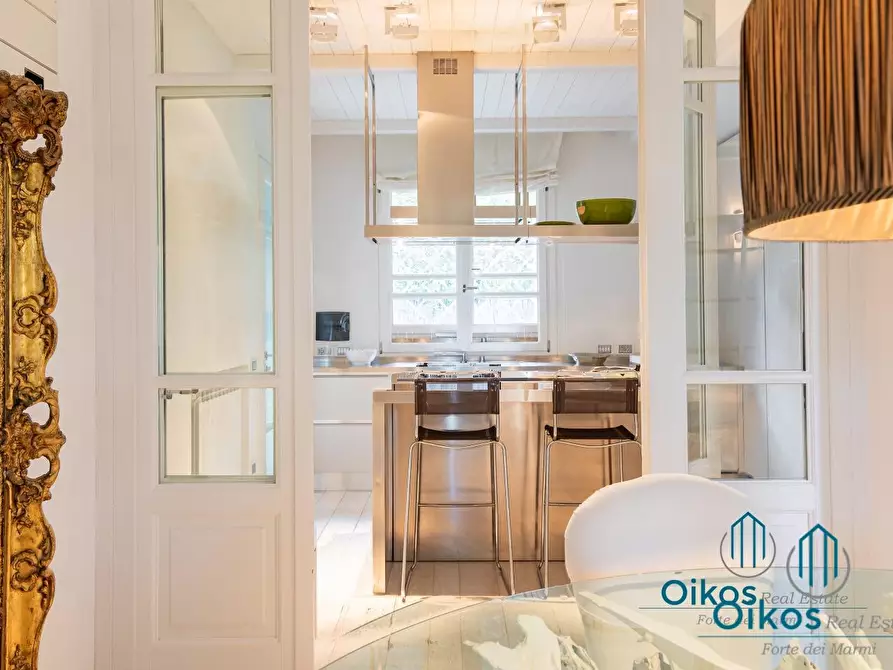 Immagine 9 di Villa in affitto  a Forte Dei Marmi