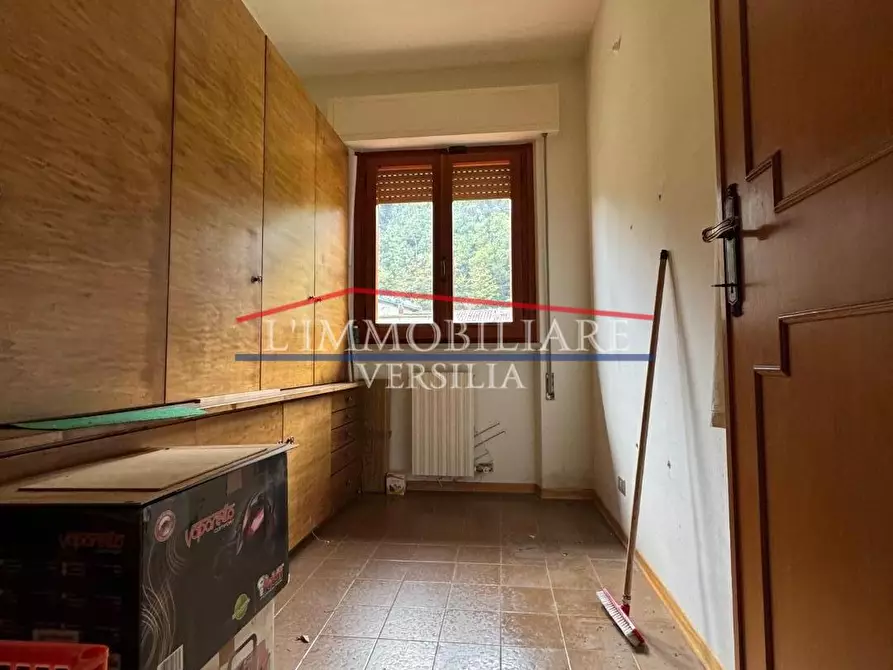Immagine 8 di Casa indipendente in vendita  a Camaiore