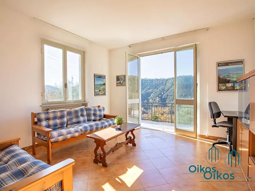 Immagine 27 di Villa in vendita  a Monterosso Al Mare