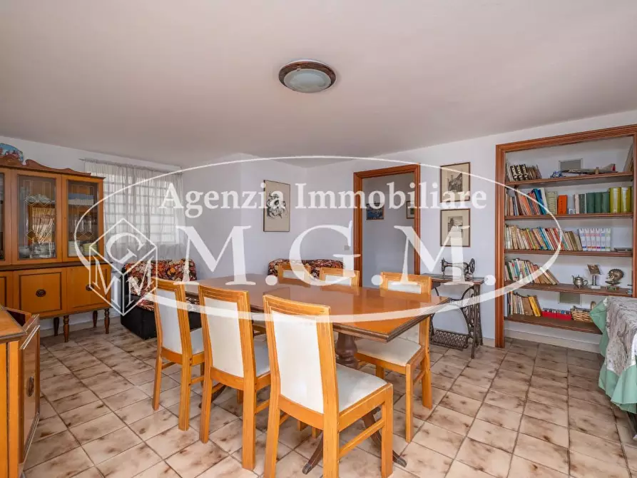 Immagine 39 di Casa indipendente in vendita  a Calcinaia