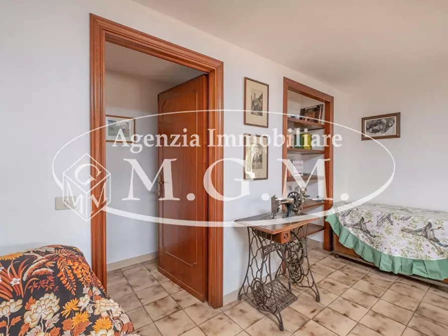Immagine 40 di Casa indipendente in vendita  a Calcinaia