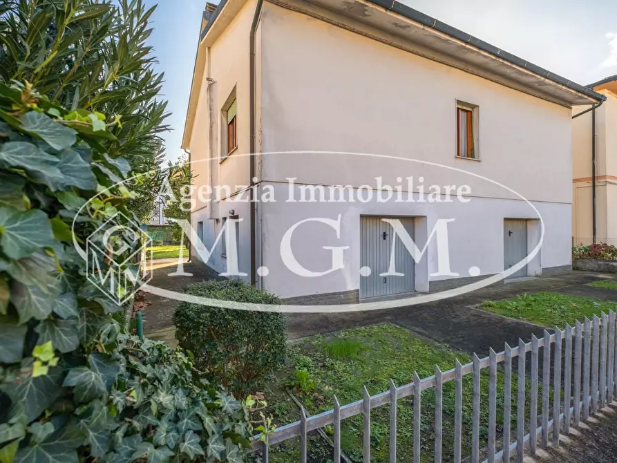 Immagine 10 di Casa indipendente in vendita  a Calcinaia