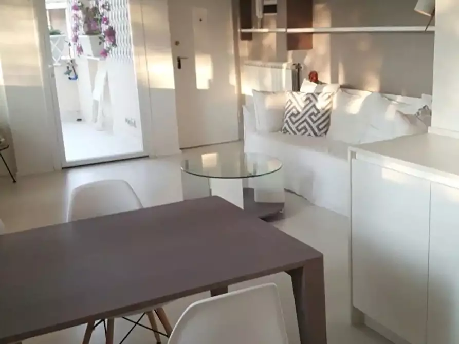 Immagine 6 di Mansarda in affitto  a Forte Dei Marmi