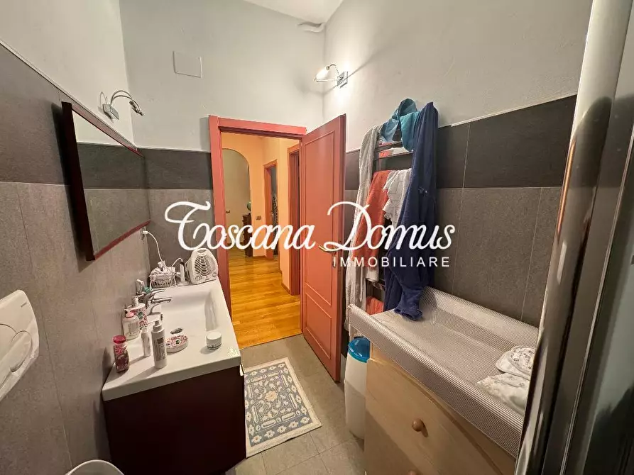 Immagine 12 di Appartamento in vendita  a Siena