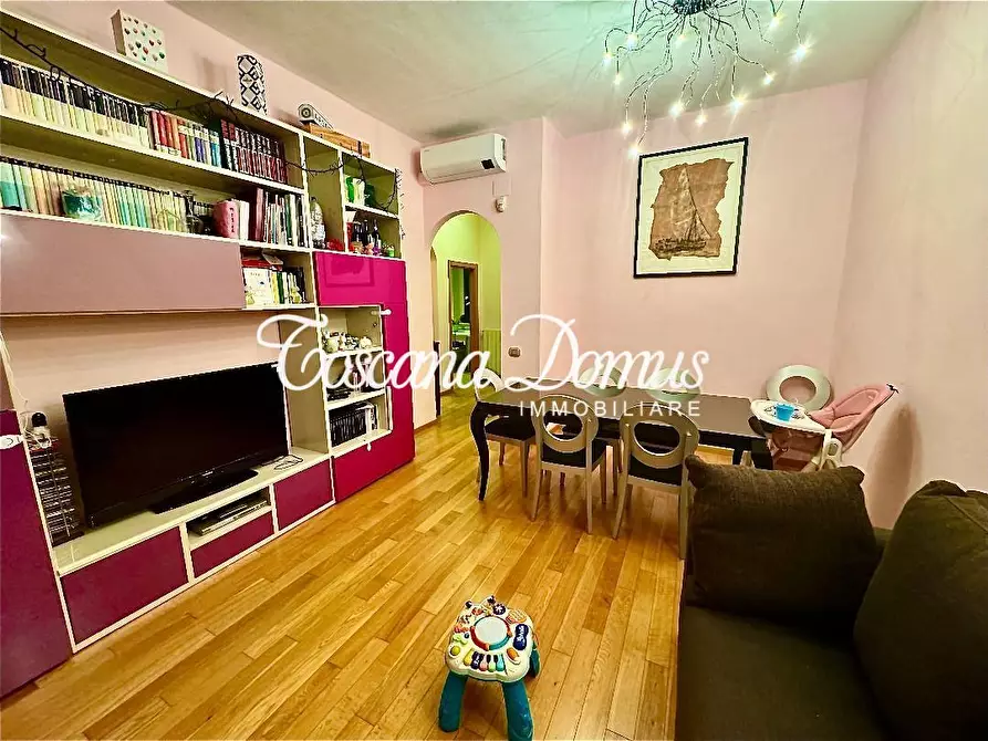 Immagine 2 di Appartamento in vendita  a Siena