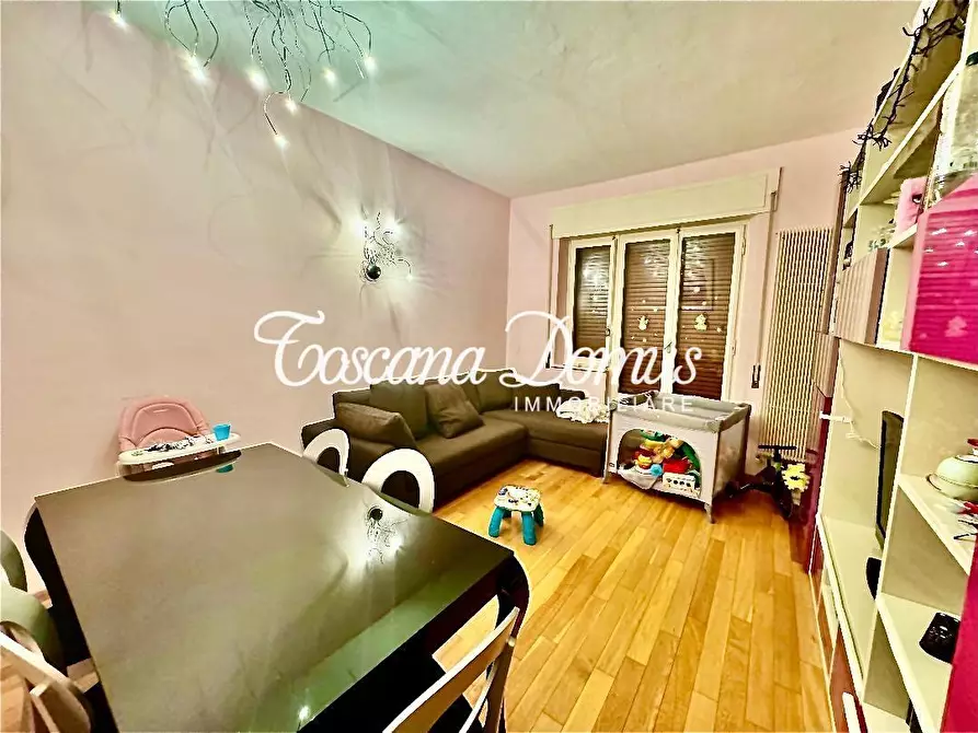 Immagine 3 di Appartamento in vendita  a Siena