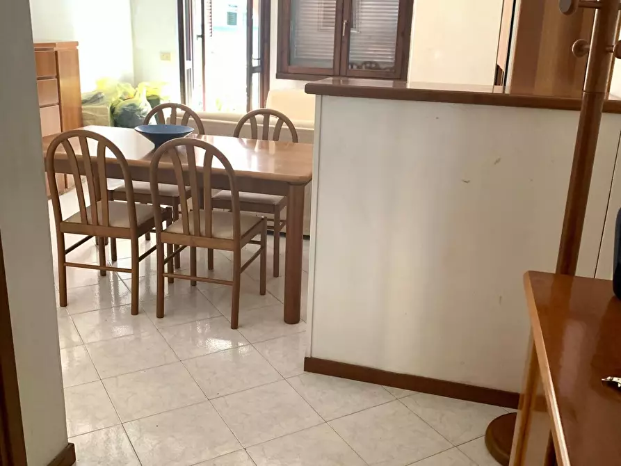 Immagine 9 di Appartamento in vendita  a Montignoso