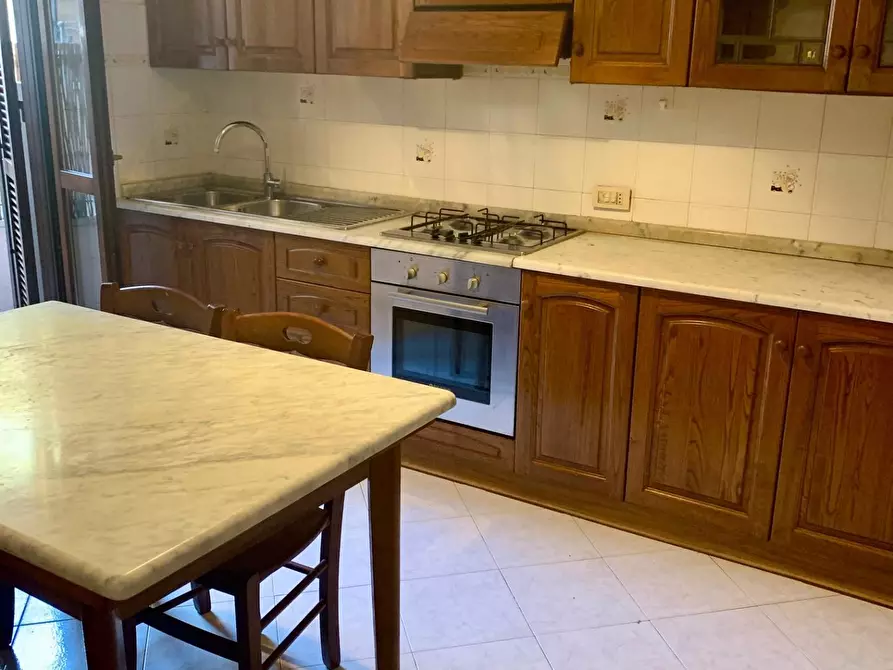 Immagine 8 di Appartamento in vendita  a Montignoso