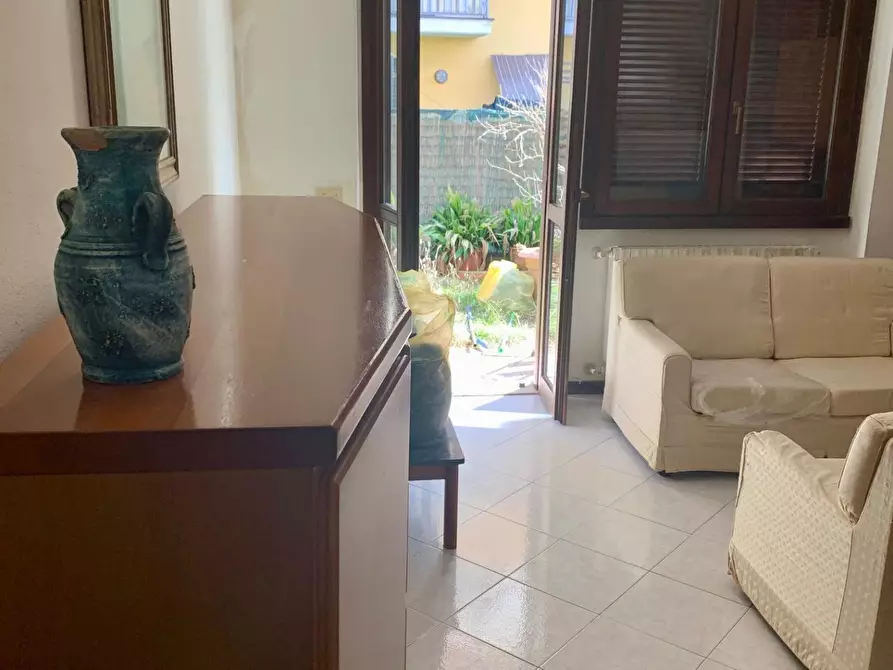 Immagine 21 di Appartamento in vendita  a Montignoso