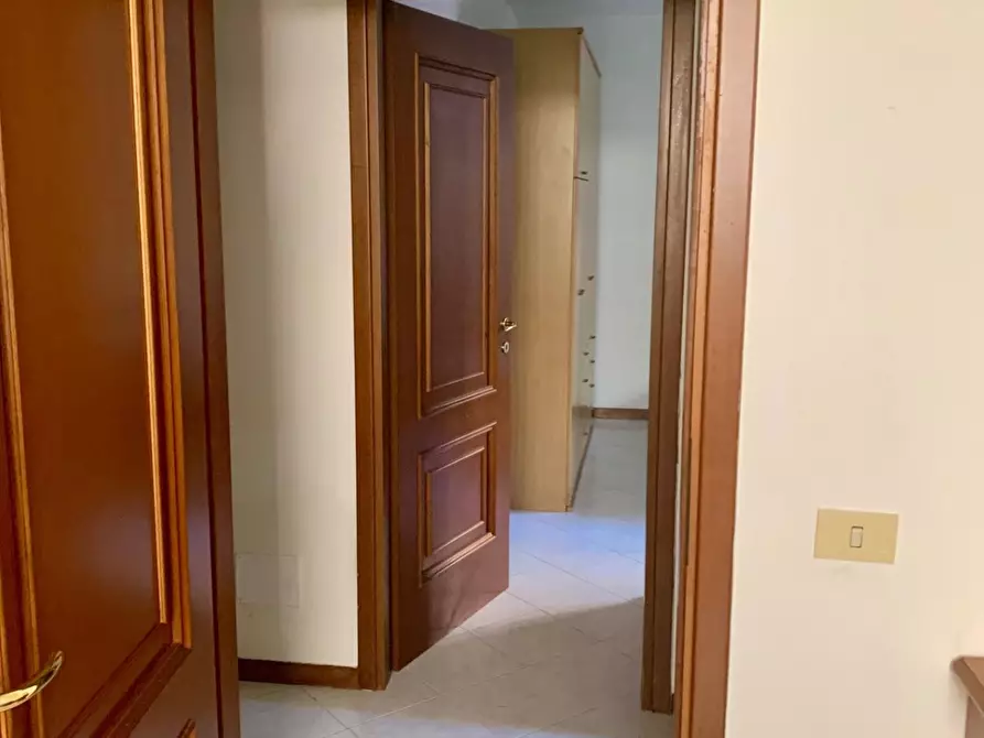 Immagine 15 di Appartamento in vendita  a Montignoso