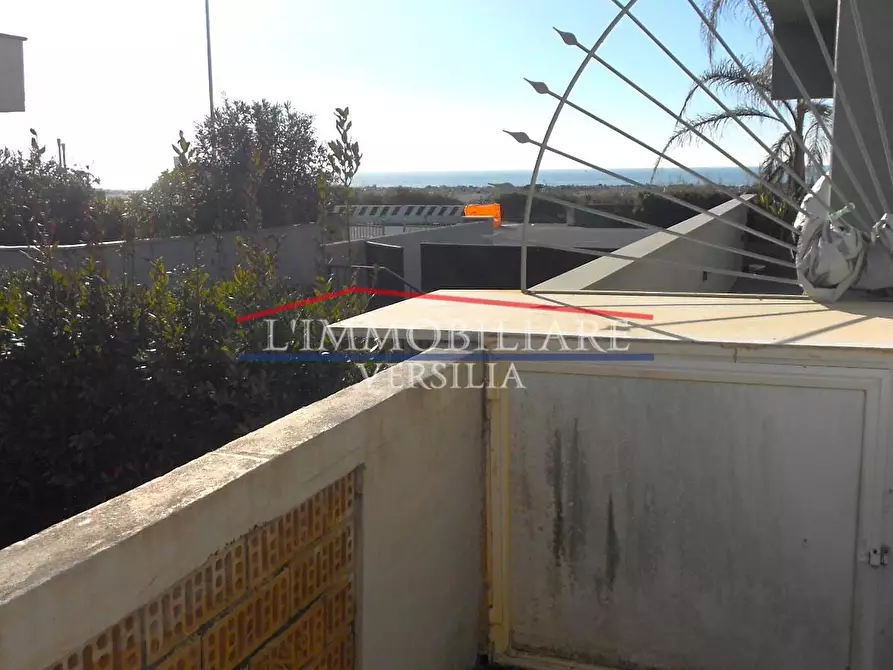 Immagine 6 di Appartamento in vendita  a Carrara