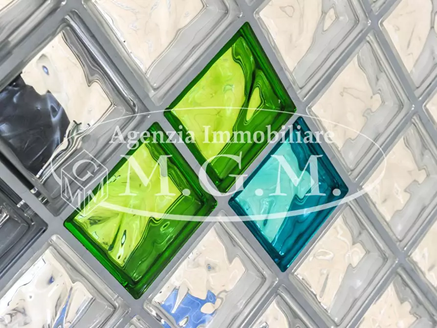 Immagine 25 di Ufficio in vendita  a Pontedera