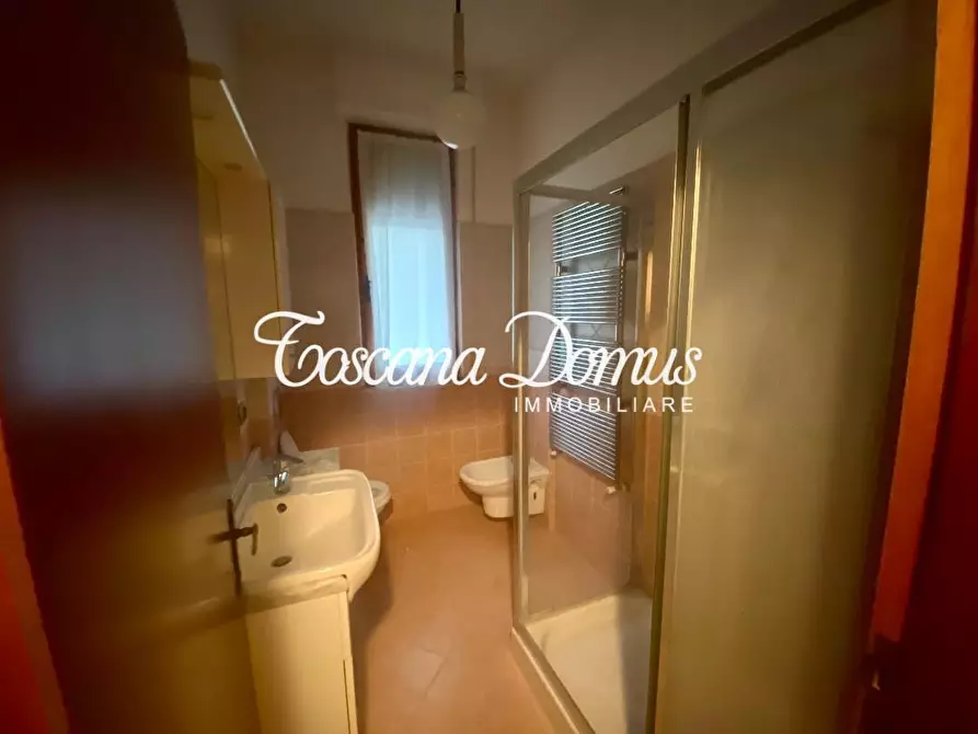 Immagine 14 di Appartamento in vendita  a Siena