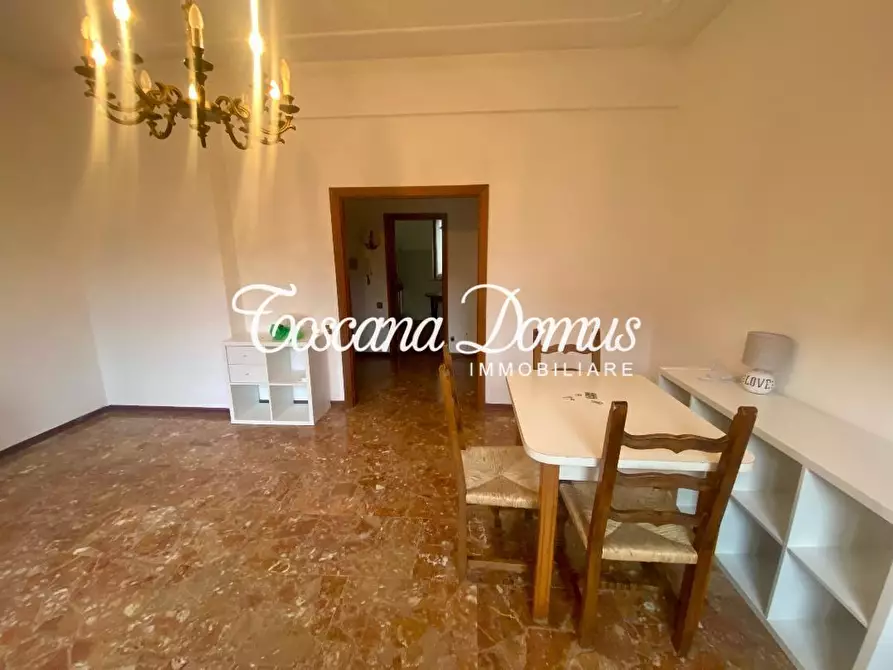 Immagine 5 di Appartamento in vendita  a Siena