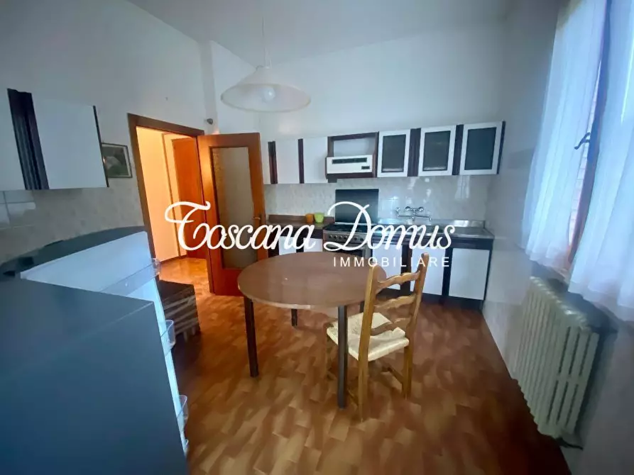 Immagine 12 di Appartamento in vendita  a Siena