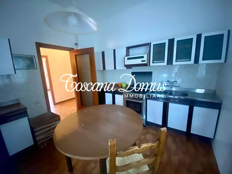 Immagine 13 di Appartamento in vendita  a Siena