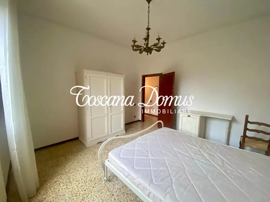 Immagine 19 di Appartamento in vendita  a Siena