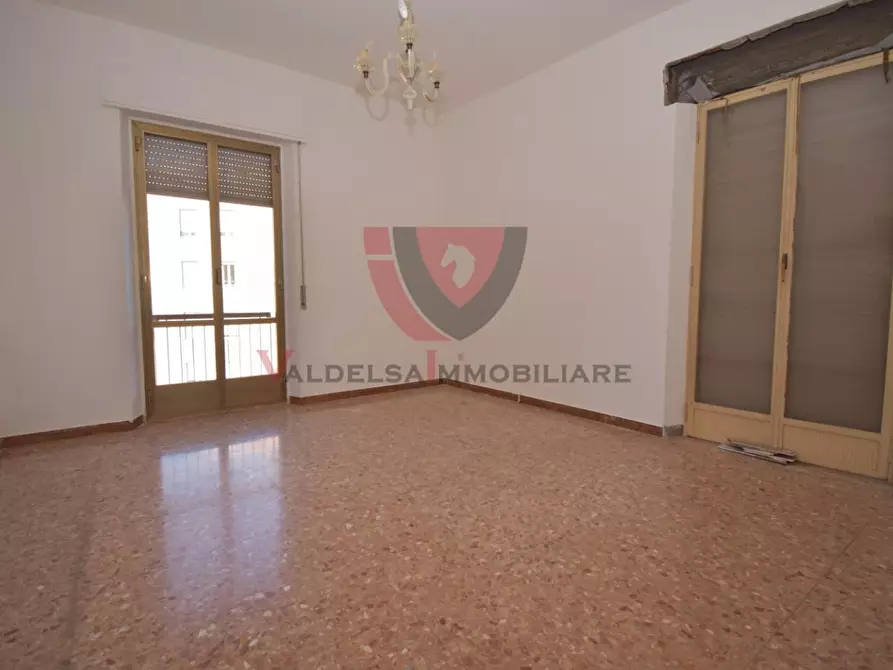 Immagine 5 di Appartamento in vendita  a Colle Di Val D'elsa