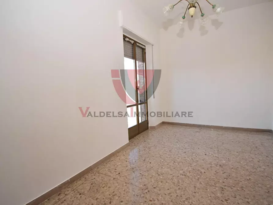 Immagine 12 di Appartamento in vendita  a Colle Di Val D'elsa