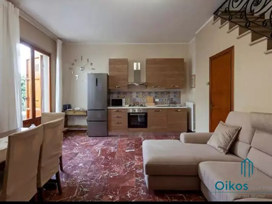 Immagine 32 di Casa indipendente in affitto  a Forte Dei Marmi