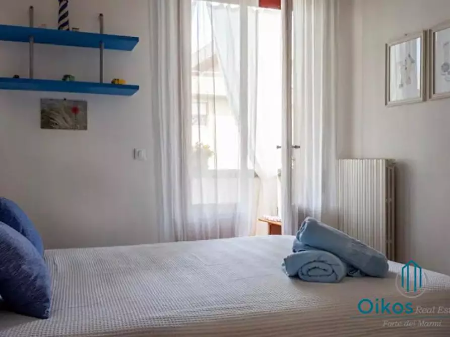 Immagine 13 di Casa indipendente in affitto  a Forte Dei Marmi