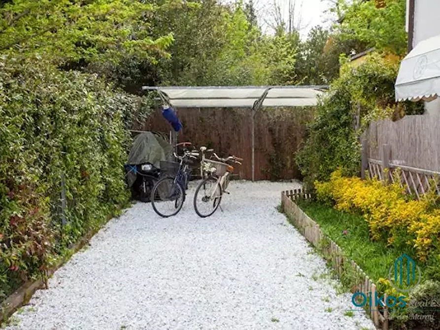 Immagine 8 di Casa indipendente in affitto  a Forte Dei Marmi
