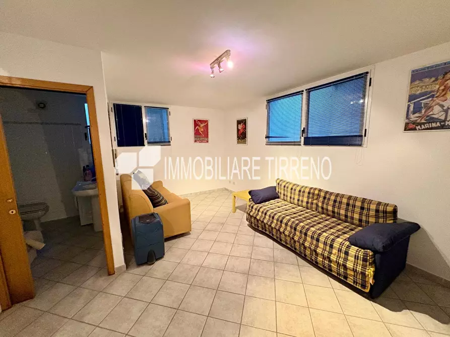 Immagine 18 di Villetta a schiera in vendita  a Massa