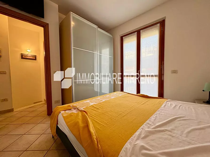 Immagine 12 di Villetta a schiera in vendita  a Massa