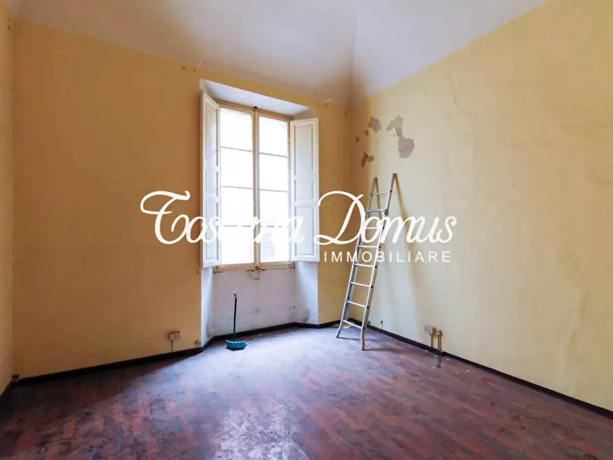 Immagine 8 di Appartamento in vendita  a Siena