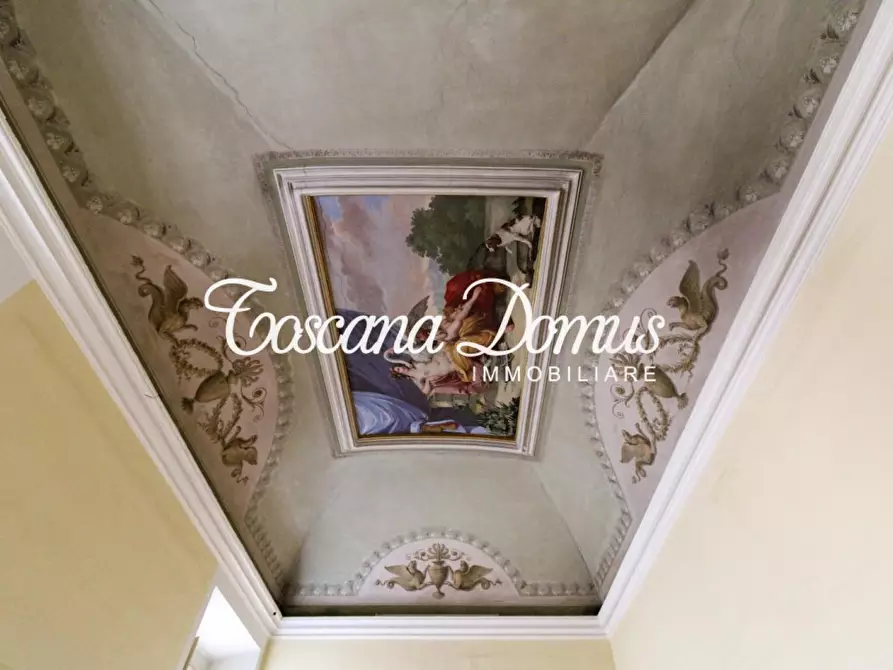 Immagine 4 di Appartamento in vendita  a Siena