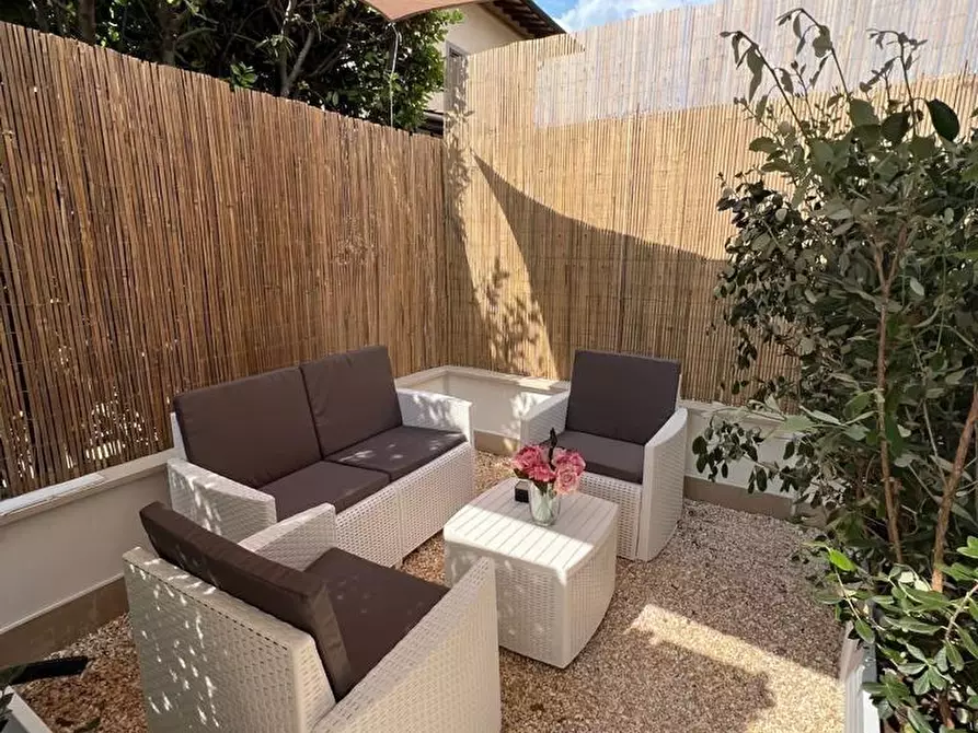 Immagine 42 di Appartamento in affitto  a Forte Dei Marmi