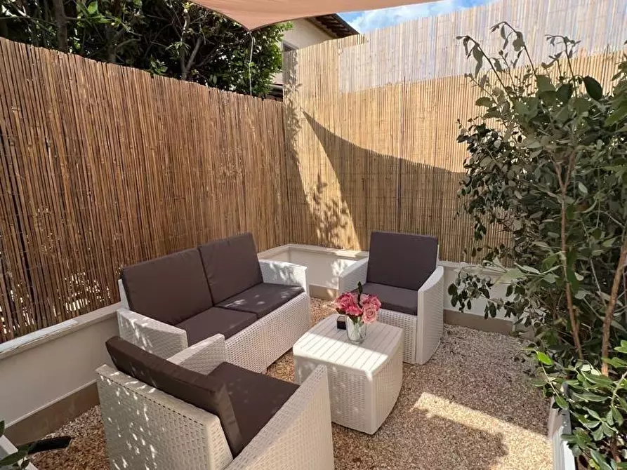 Immagine 35 di Appartamento in affitto  a Forte Dei Marmi