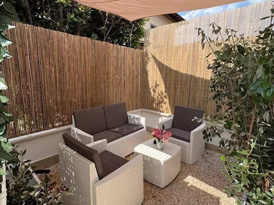 Immagine 29 di Appartamento in affitto  a Forte Dei Marmi