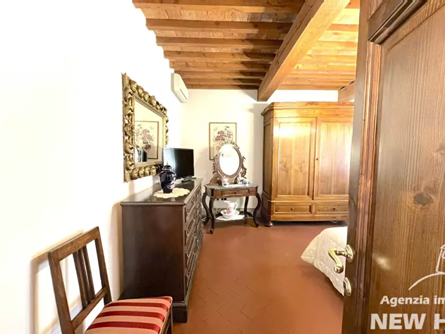 Immagine 29 di Terratetto in vendita  a Calci