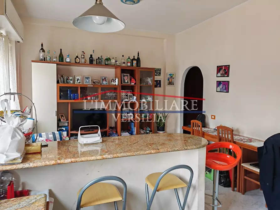 Immagine 3 di Appartamento in vendita  a Massa