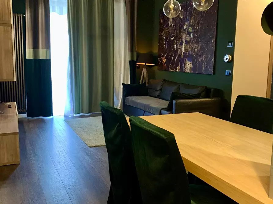 Immagine 6 di Appartamento in affitto  a Massa