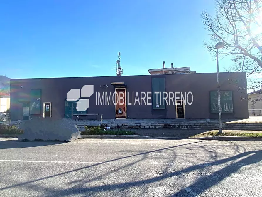 Immagine 1 di Ufficio in affitto  a Massa