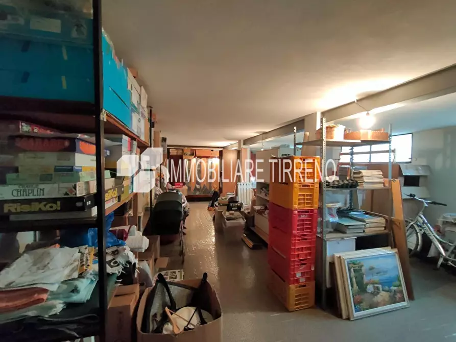 Immagine 13 di Casa indipendente in vendita  a Massa