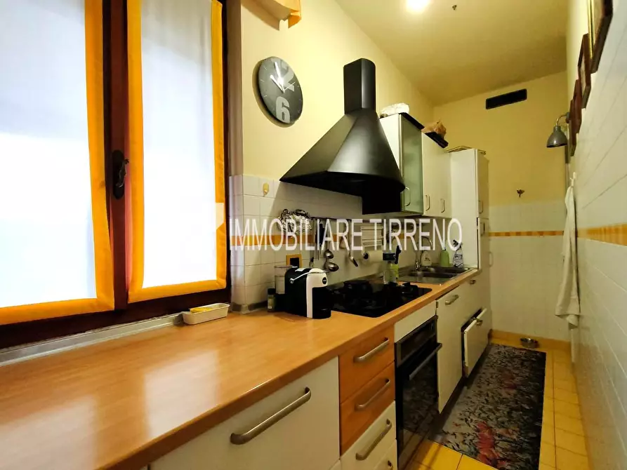 Immagine 5 di Casa indipendente in vendita  a Massa