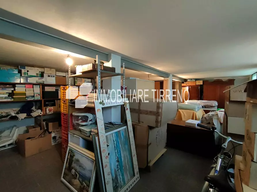 Immagine 12 di Casa indipendente in vendita  a Massa