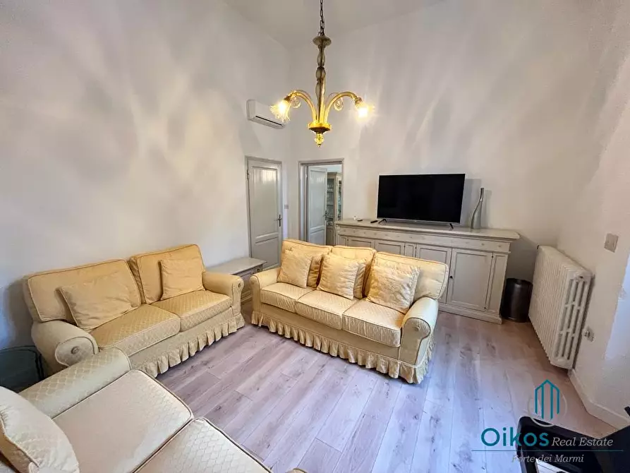 Immagine 8 di Casa indipendente in affitto  a Forte Dei Marmi