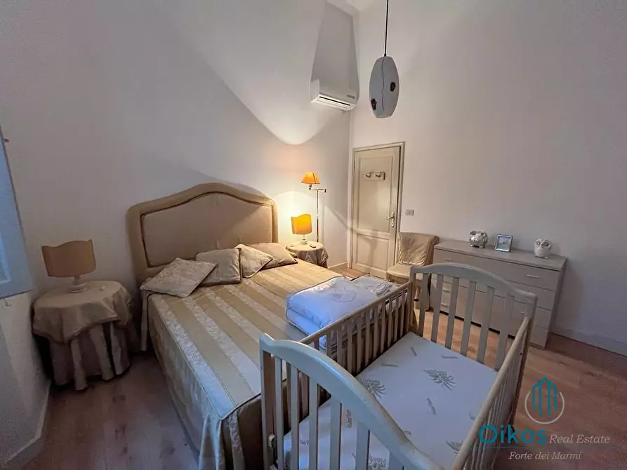 Immagine 3 di Casa indipendente in affitto  a Forte Dei Marmi